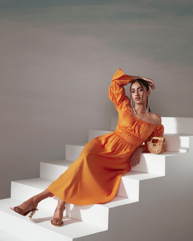 Akansha Ranjan Kapoor Latest Instagram Photos